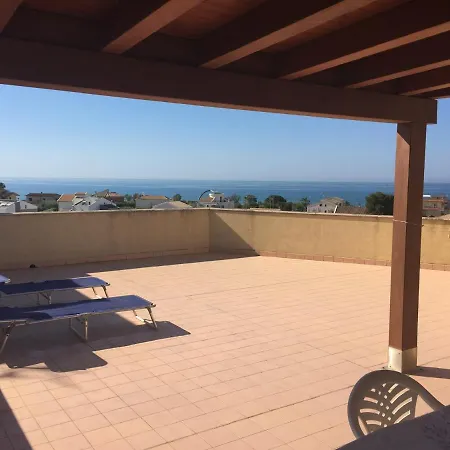 Attico Costa Iblea 아파트